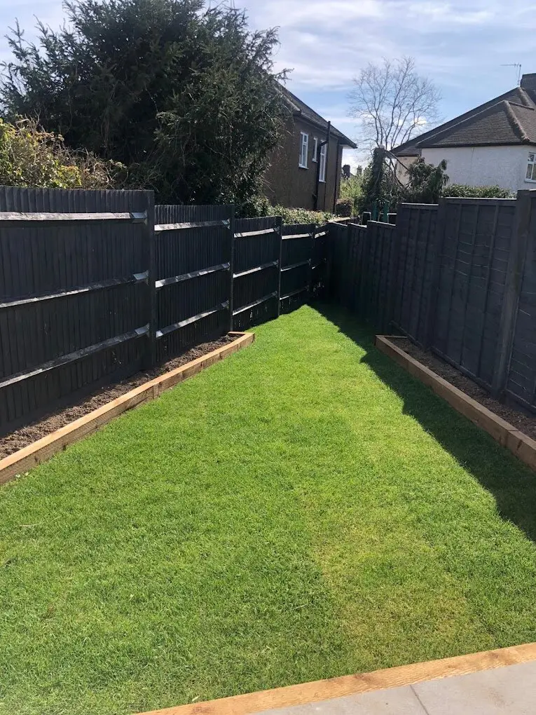 Garden and landscaping work by Gregory’s Gardens, photograph 12